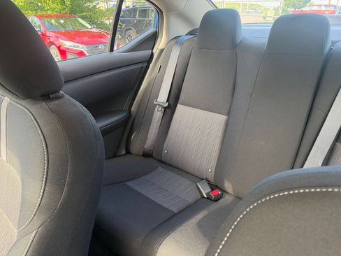 Used 2025 Nissan Sentra SV FWD image 38