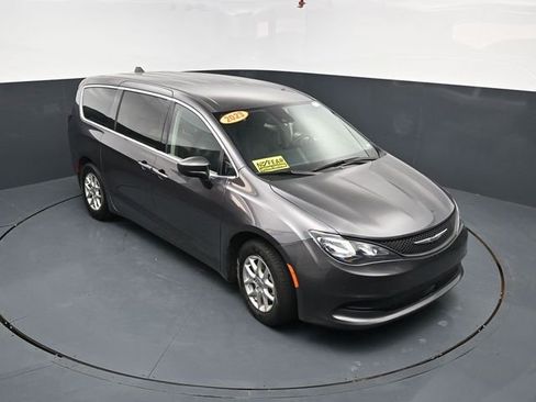 Used 2023 Chrysler Voyager LX FWD image 32