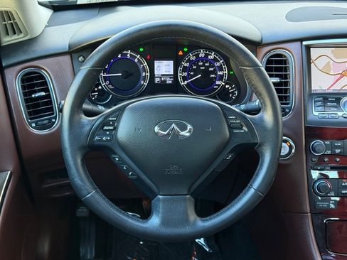 Used 2015 INFINITI QX50 Journey w/ Premium Package image 21
