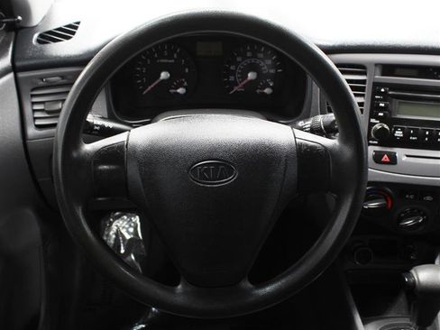 Used 2006 Kia Rio Sedan image 11