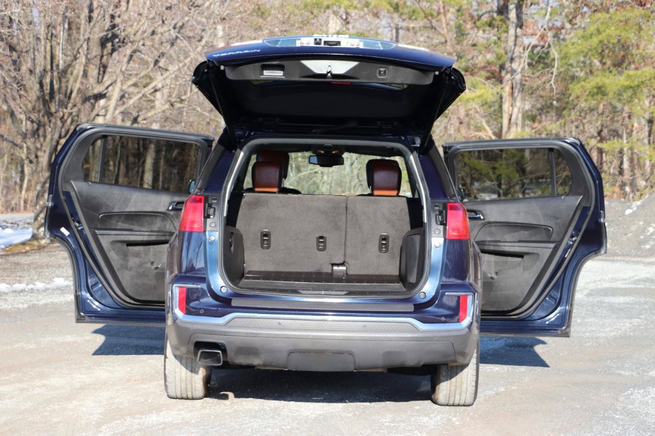 Used 2016 GMC Terrain SLT w/ Open Road Package AWD/4WD image 6
