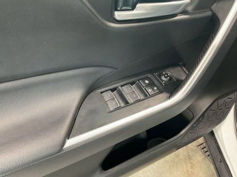 Used 2023 Toyota RAV4 XLE w/ Convenience Package image 17