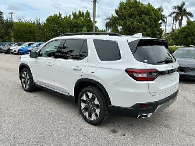 New 2026 Honda Pilot Elite image 4