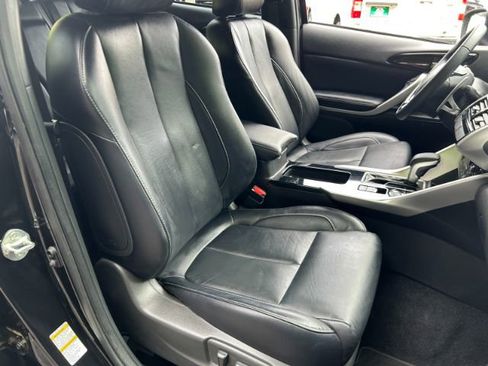 Used 2022 Mitsubishi Eclipse Cross AWD image 19