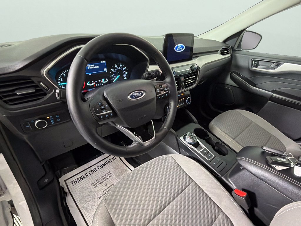 Used 2022 Ford Escape SE w/ SE Sport Appearance Package FWD image 18