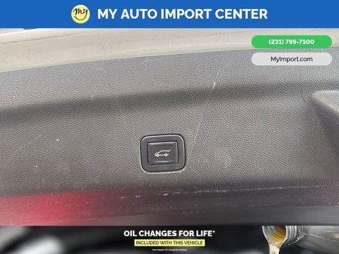 Used 2022 Cadillac Escalade ESV Luxury image 31