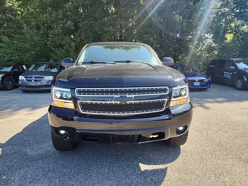 Used 2009 Chevrolet Tahoe LT w/ Luxury Package AWD/4WD image 8