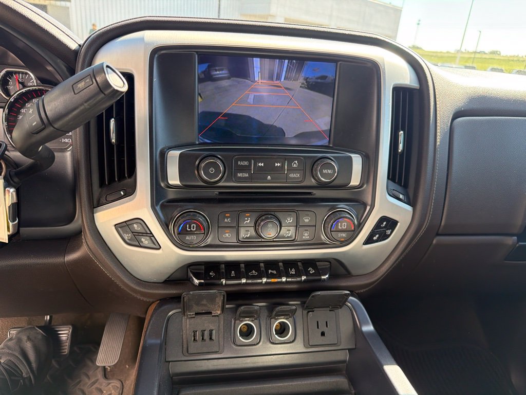 Used 2015 GMC Sierra 1500 SLT w/ SLT Crew Cab Value Package AWD/4WD image 12