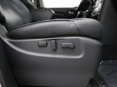 Used 2018 INFINITI QX80 4WD w/ Driver Assistance Package image 47