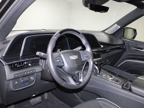 Used 2024 Cadillac Escalade Sport w/ Touring Package AWD/4WD image 23