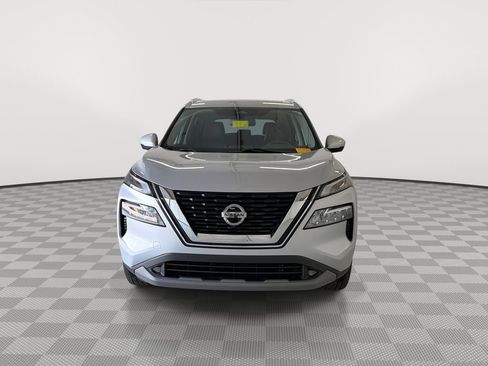 Used 2021 Nissan Rogue SL FWD image 3