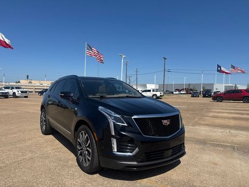 Used 2022 Cadillac XT5 Sportv w/ Platinum Package AWD/4WD image 1