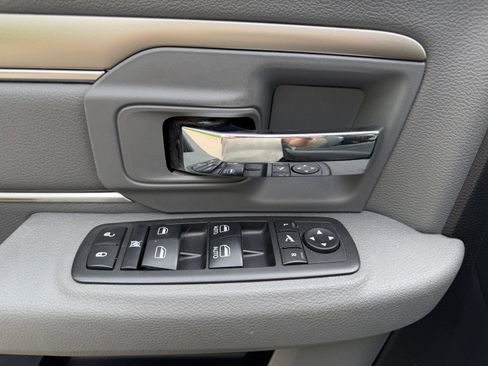 Used 2018 RAM 1500 Big Horn AWD/4WD image 14