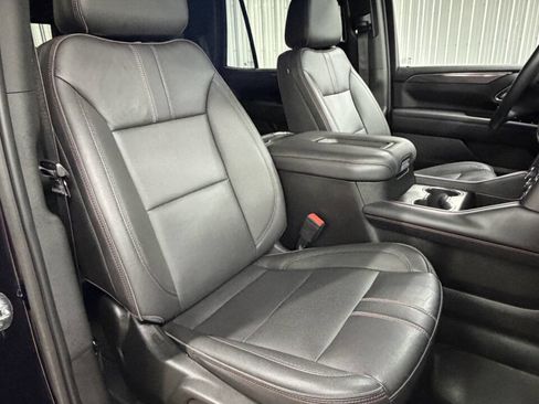 Used 2022 Chevrolet Tahoe RST w/ Sport Performance Package image 25