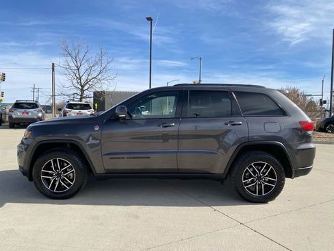Used 2021 Jeep Grand Cherokee Trailhawk w/ Trailhawk Luxury Group image 2