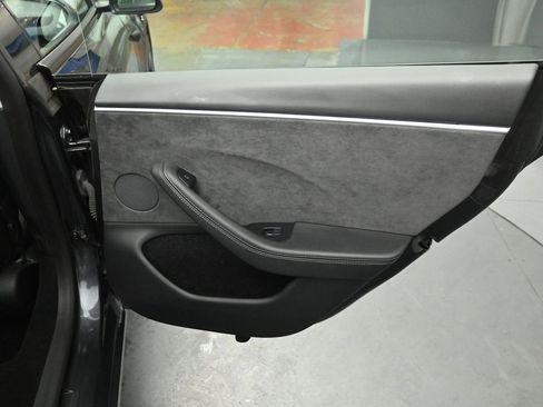 Used 2024 Tesla Model 3 Performance image 22