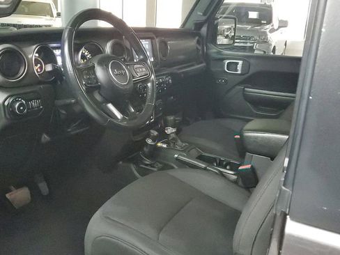 Used 2022 Jeep Wrangler Sport S image 16