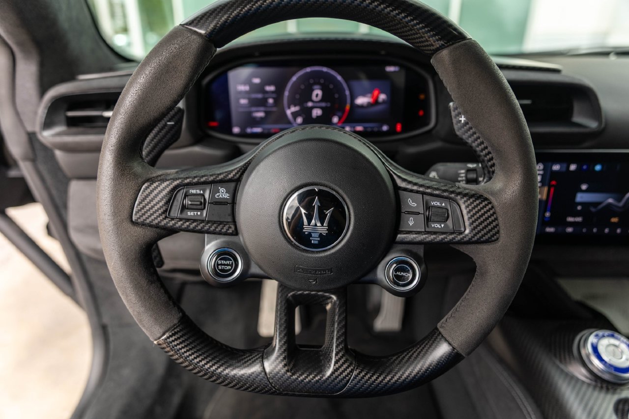 Used 2022 Maserati MC20 Coupe RWD image 28