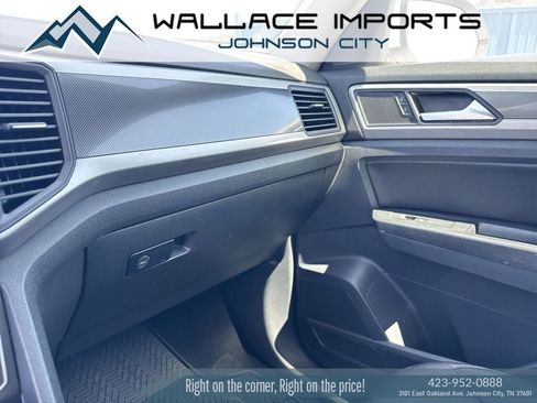 Used 2021 Volkswagen Atlas SE w/ Panoramic Sunroof Package FWD image 20