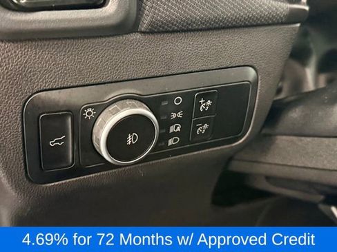 Used 2025 Chevrolet Equinox RS w/ Safety and Technology Package AWD/4WD image 16