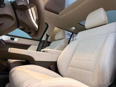 Used 2025 Hyundai Santa Fe Calligraphy image 27