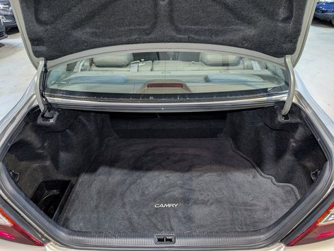 Used 2003 Toyota Camry LE image 22