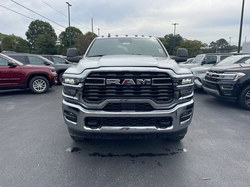 New 2026 RAM 2500 Tradesman w/ Chrome Appearance Group image 3