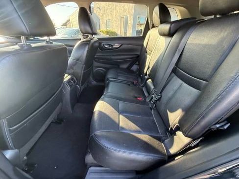 Used 2019 Nissan Rogue SL image 15