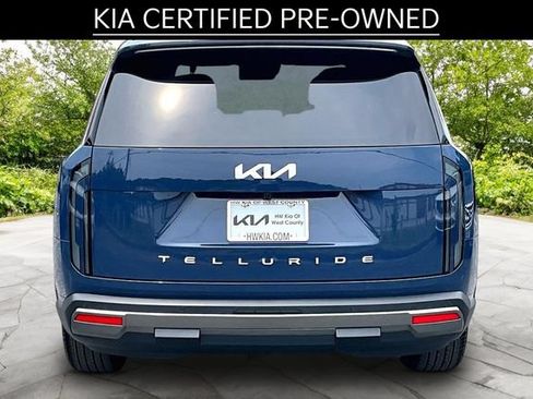 Used 2027 Kia Telluride S w/ Towing Package FWD image 4