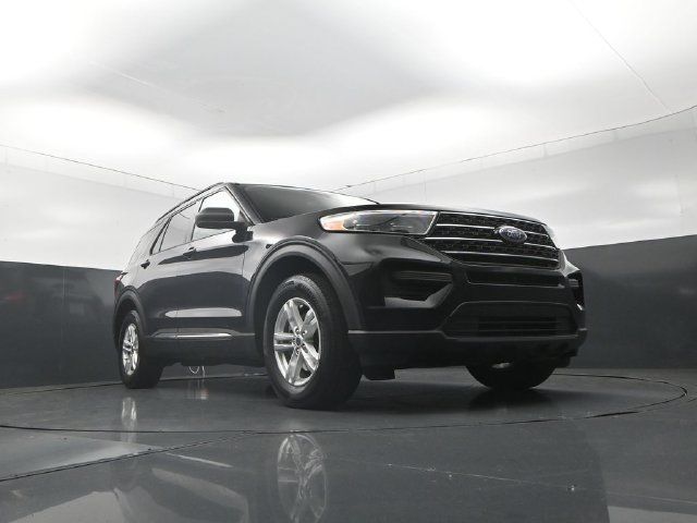 Used 2020 Ford Explorer XLT w/ Comfort Package AWD/4WD image 35