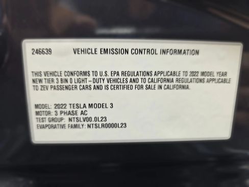 Used 2022 Tesla Model 3 Long Range AWD/4WD image 15
