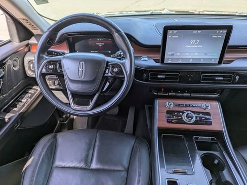 Used 2023 Lincoln Aviator Reserve image 20