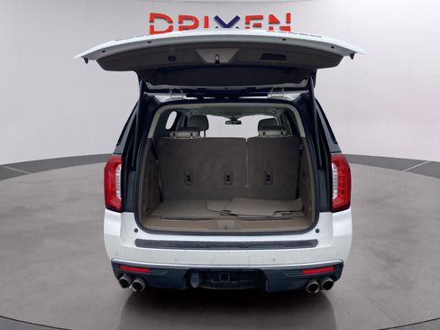 Used 2022 GMC Yukon Denali image 28