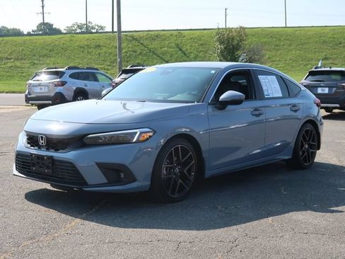 Used 2023 Honda Civic Sport Touring image 4