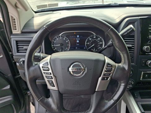 Used 2022 Nissan Titan SV w/ SV Convenience Package AWD/4WD image 20