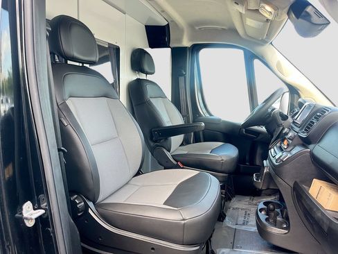 Used 2025 RAM ProMaster 3500 FWD image 22