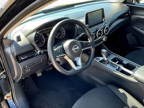 Used 2024 Nissan Sentra SV image 20