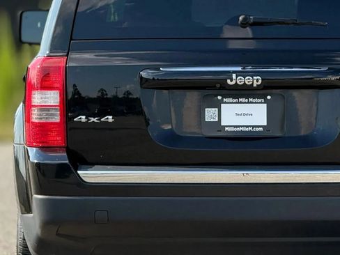 Used 2016 Jeep Patriot High Altitude AWD/4WD image 13