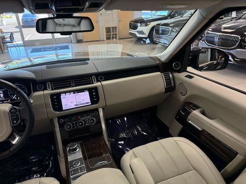 Used 2014 Land Rover Range Rover HSE AWD/4WD image 14