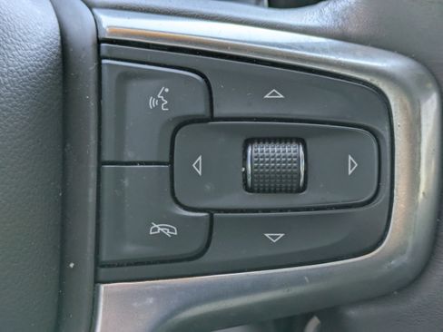 Used 2022 Chevrolet Silverado 1500 LTZ w/ LTZ Premium Package AWD/4WD image 24