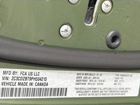 Used 2023 Dodge Challenger R/T w/ Plus Package image 31