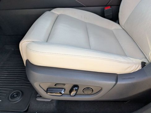 Used 2024 Lexus RX 350 w/ Convenience Package image 26