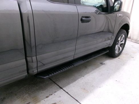 Used 2020 Ford F150 XL w/ Equipment Group 101A Mid image 10