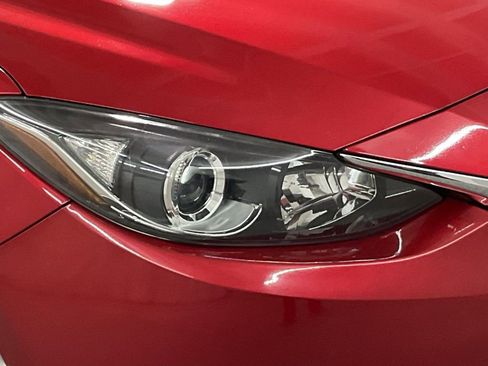 Used 2016 MAZDA MAZDA3 i Grand Touring image 30