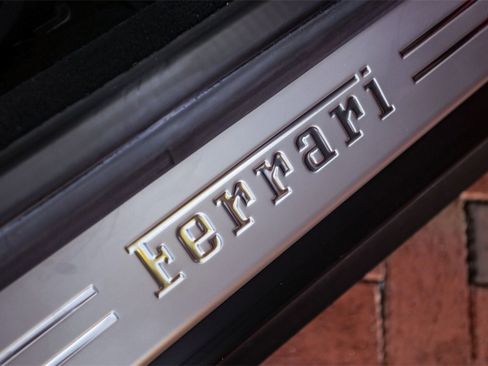 Used 2022 Ferrari 812 GTS image 45