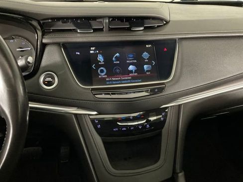Used 2019 Cadillac XT5 Premium Luxury AWD/4WD image 17