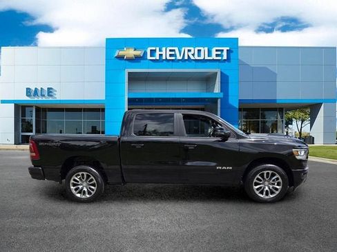Used 2023 RAM 1500 Laramie AWD/4WD image 2