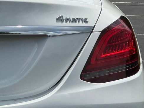 Used 2021 Mercedes-Benz C 300 4MATIC Sedan image 12