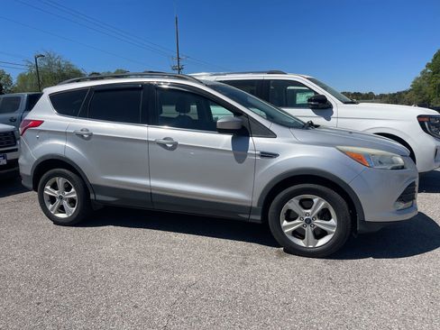 Used 2013 Ford Escape SE image 9