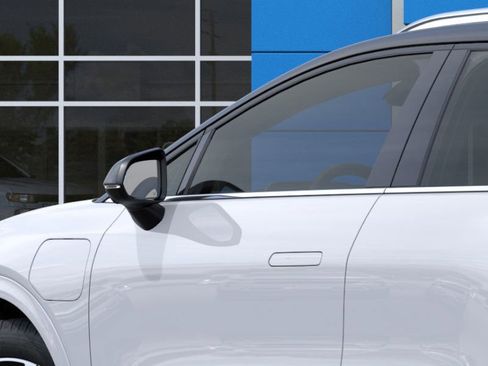 New 2025 Chevrolet Equinox EV LT w/ LPO, Blackout Package image 13